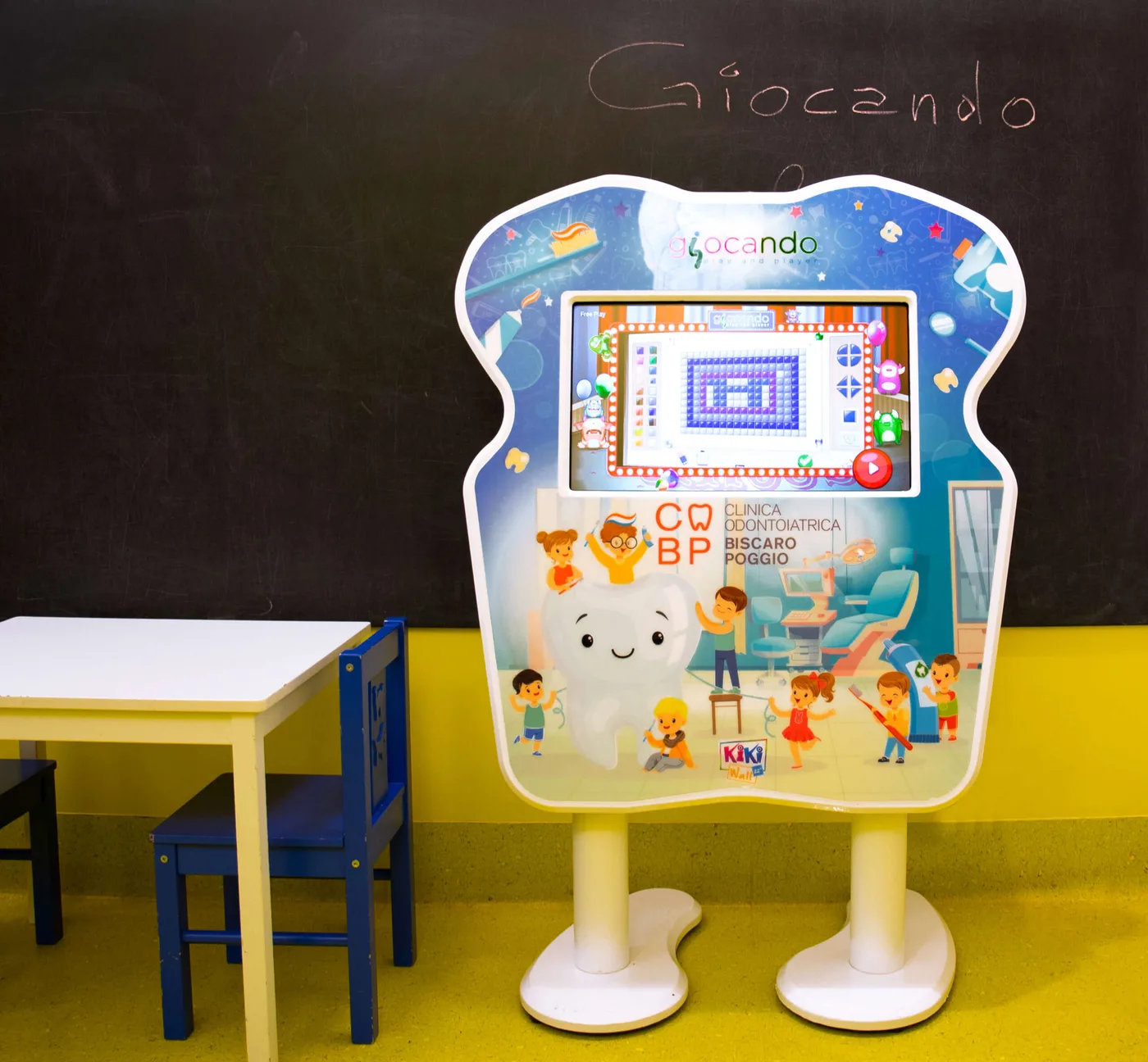 KIKI FUN interaktív játék használat közben